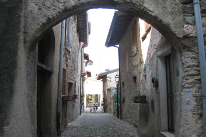 Padenghe historischen Pfaden